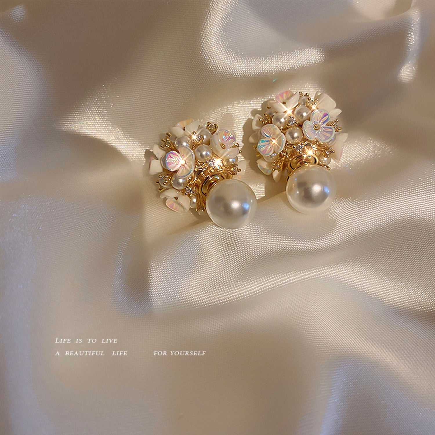 Korean INS Temperament Cool Style Earrings(HE9919)-White Flower Ball