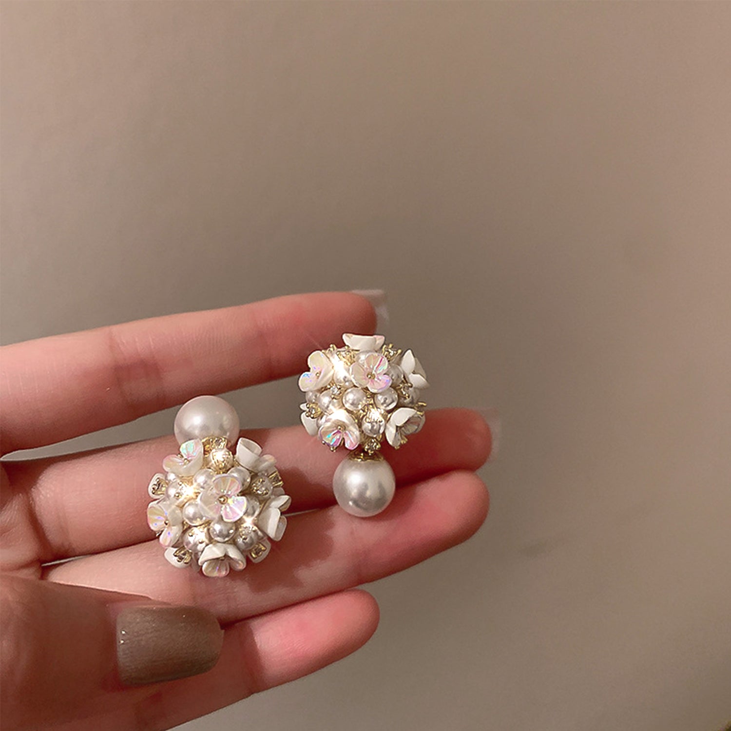 Korean INS Temperament Cool Style Earrings(HE9919)-White Flower Ball